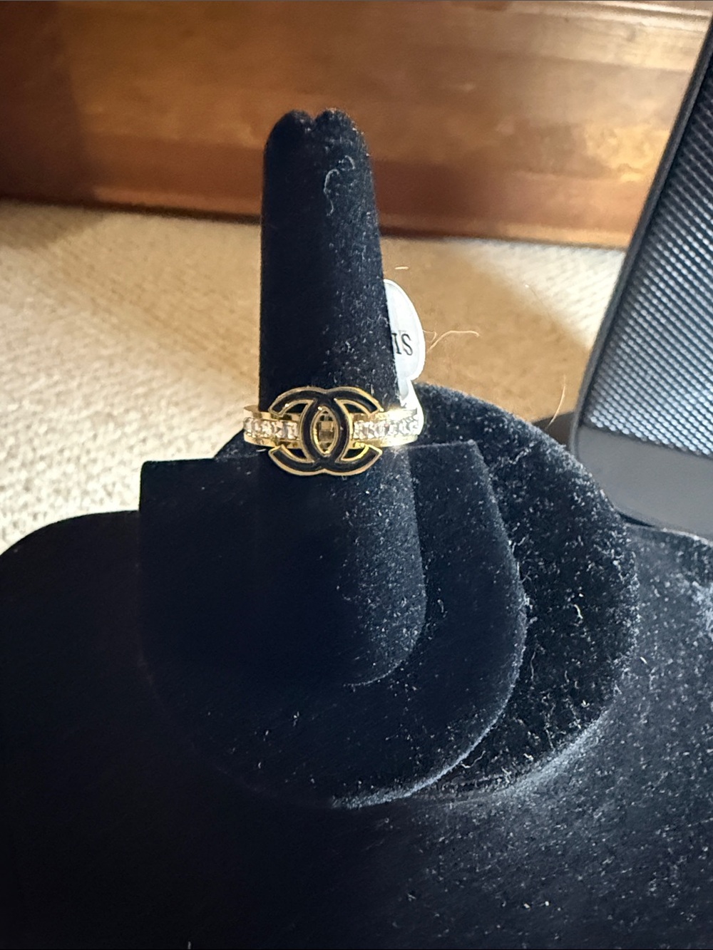 Gold Style Crystal Accent Women's Ring -